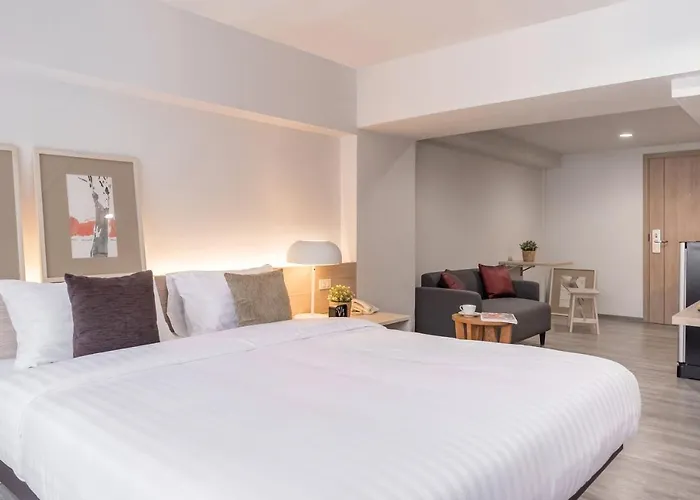 China Cozy Asoke Hotel 3*