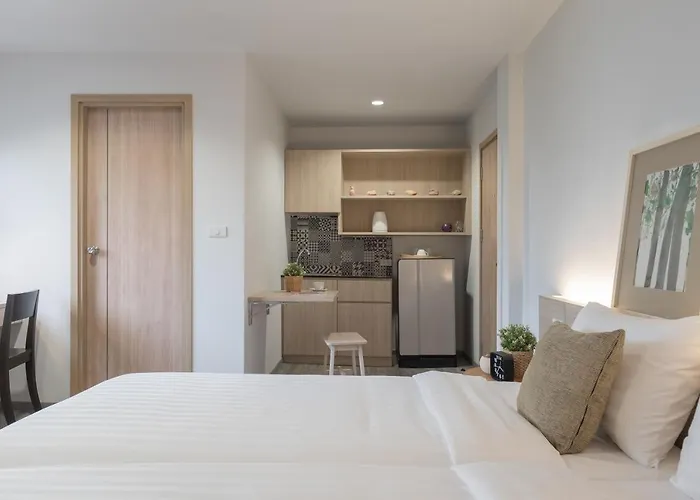 China Cozy Asoke Hotel 3*